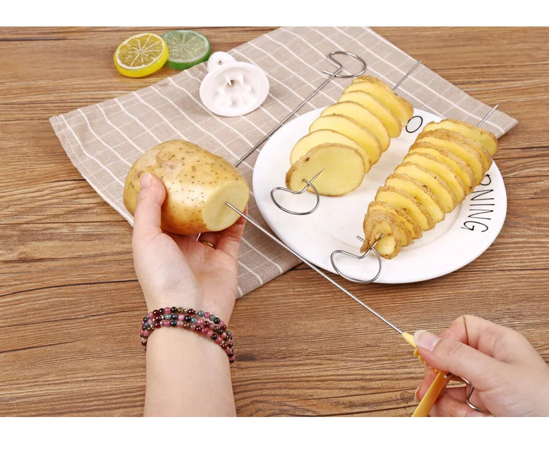 SpiralSpud BBQ Master – Portable Potato Skewer & Spiral Cutter Set